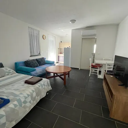 Maslina Appartement *